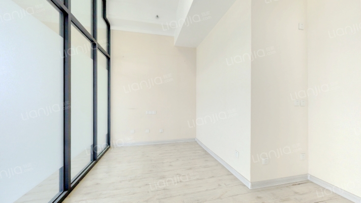 金龙湖广场二手房实景图