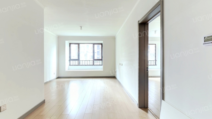 央企精装现房 人车分流 诚意出售 手续简单-客厅