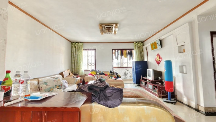 彩虹二苑二手房实景图