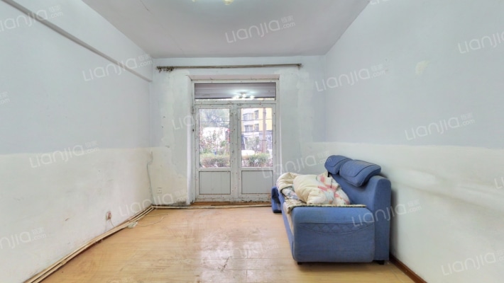 哈电集团宿舍二手房实景图