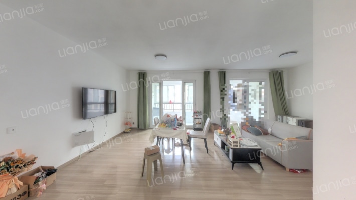 吾悦华府C区二手房实景图