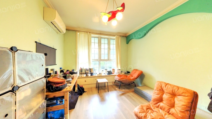 宛平路8弄二手房实景图