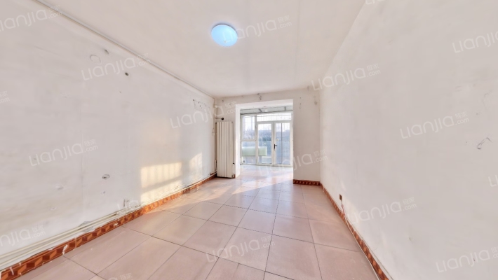 龙华里二手房实景图