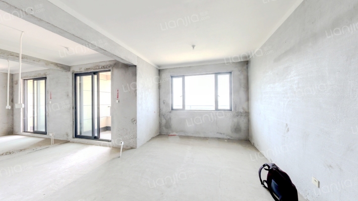 湖悦名邸二手房实景图