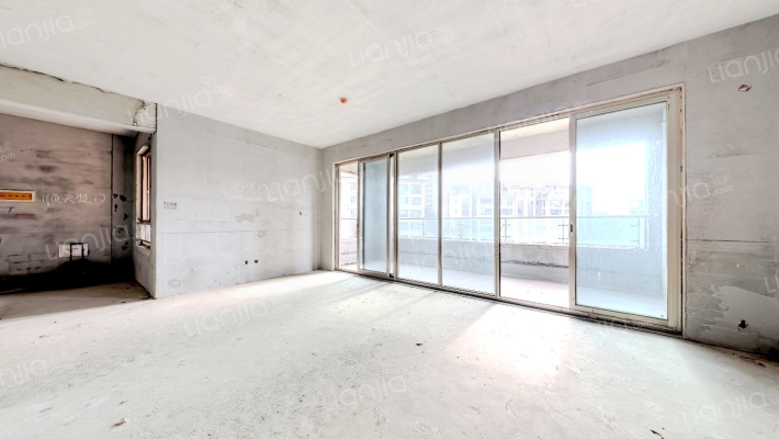 永兴·滨湖一号A区二手房实景图