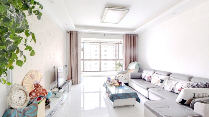 天伦湾馨园 精装三居室 家具家电全带 拎包入住-客厅