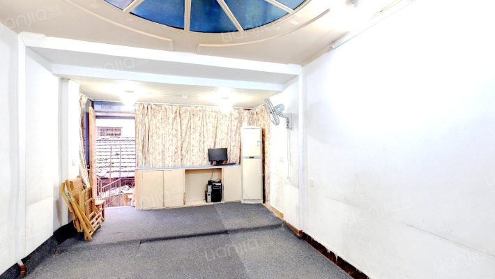 荣兴里巷二手房实景图