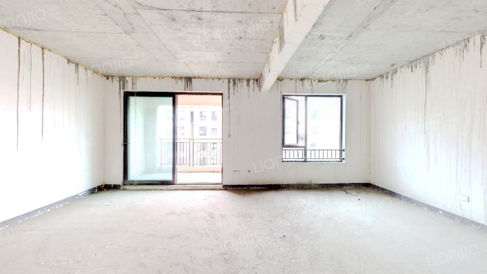 中海御湖世家西区二手房实景图