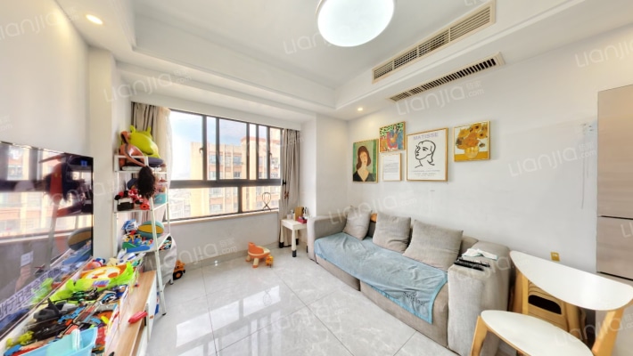 横河家园二手房实景图