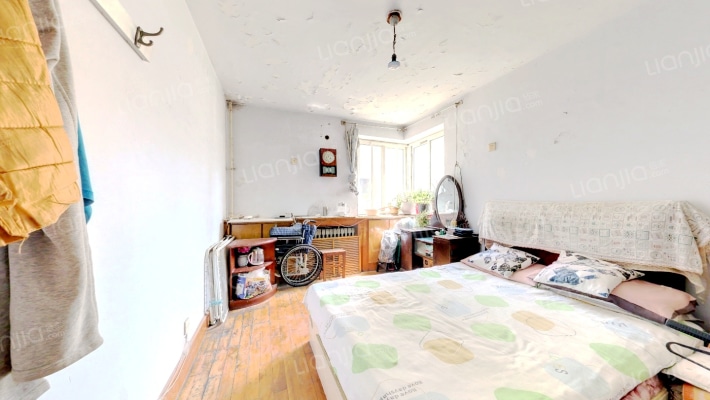 聚豪广场二手房实景图