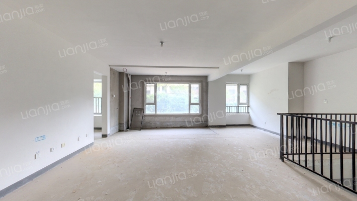 三盛璞悦湾二手房实景图