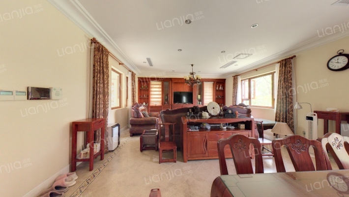 纳帕溪醍二手房实景图