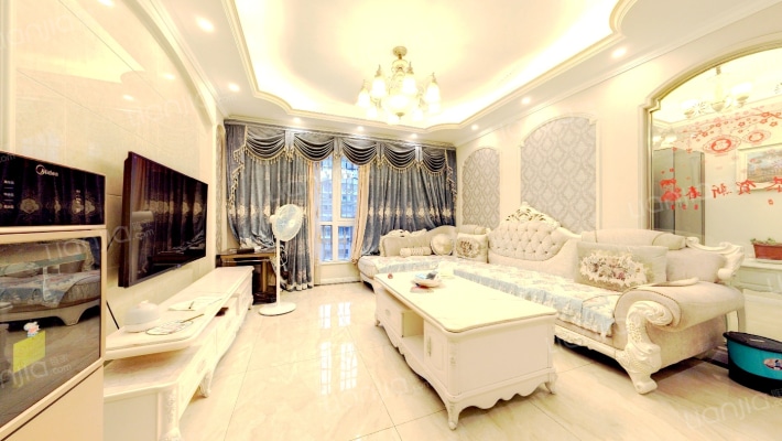 逸水青城兰卡威二手房实景图