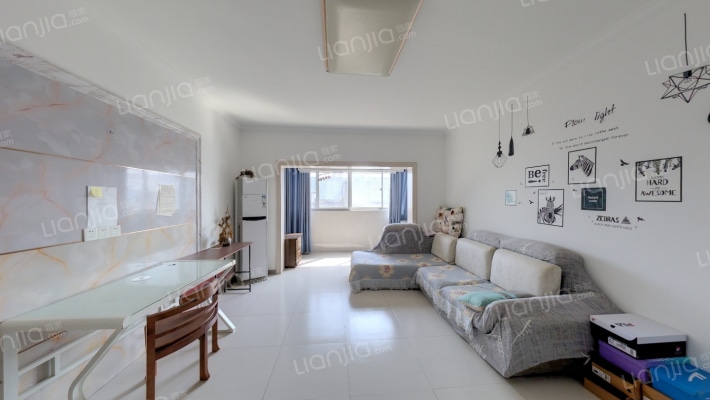 东大公寓二手房实景图