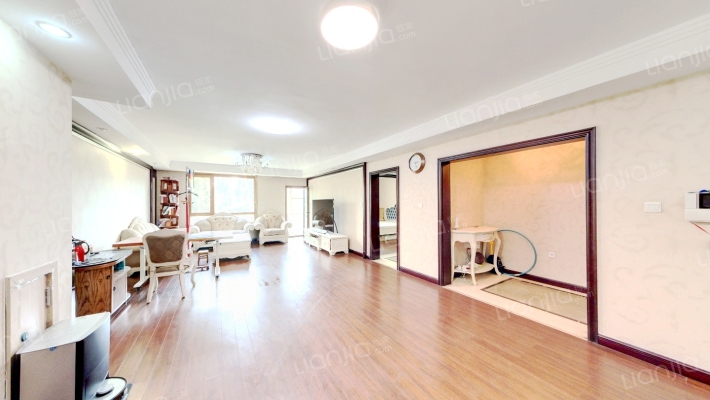 天泰太阳树二手房实景图