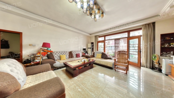 新明小区二手房实景图