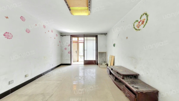 新城东小区二手房实景图