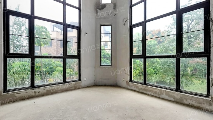 君临山水二手房实景图