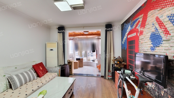 美寓华庭一二期二手房实景图