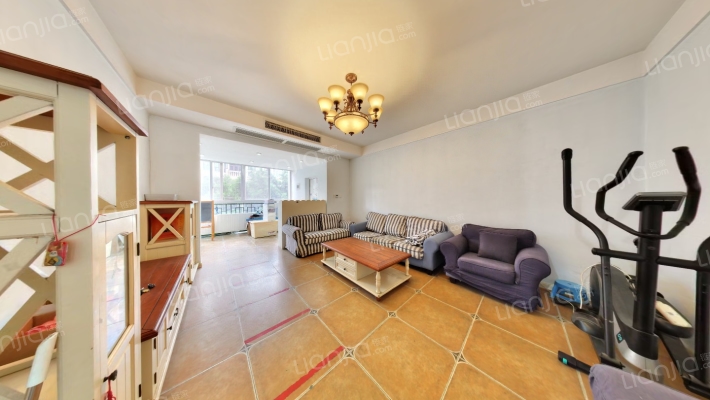 长融一代天骄二手房实景图