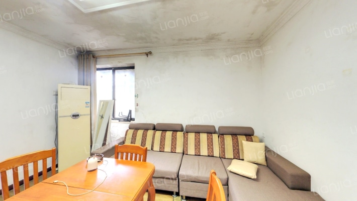 长铁高层二手房实景图