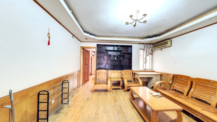 温泉东汤小区二手房实景图