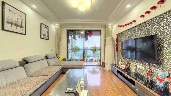 中渝春华秋实一期二手房实景图