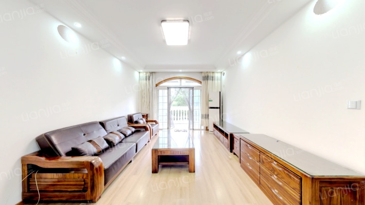 金虹桥东苑怡和园二手房实景图