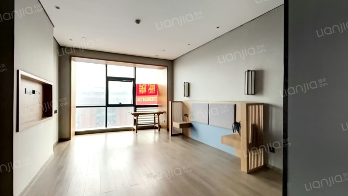 昌建MOCO新世界二手房实景图