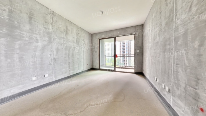 杰阳天成二手房实景图