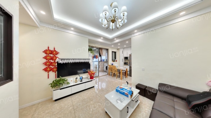 世茂蝶湖湾二手房实景图