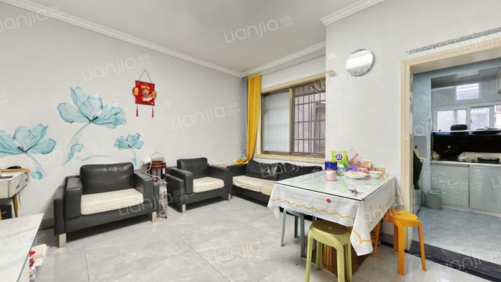 蓝天公寓二手房实景图