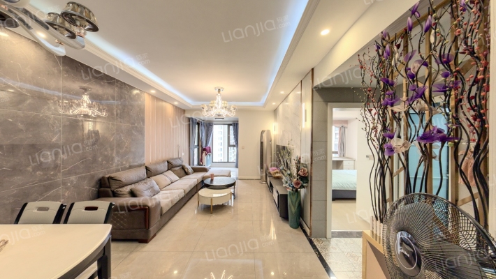 新鸥鹏教育城一期二手房实景图