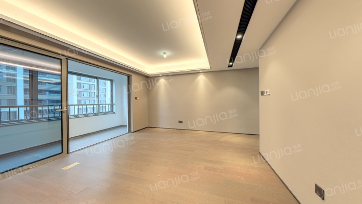 天宸云筑二手房实景图