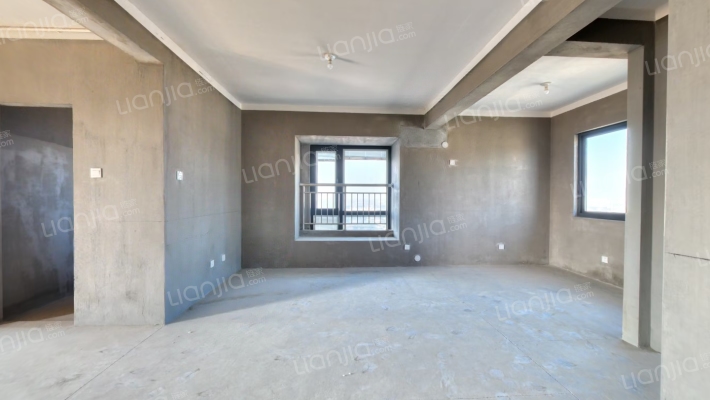 鸿翔龙悦湾二手房实景图