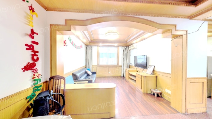 百丈东路878弄二手房实景图