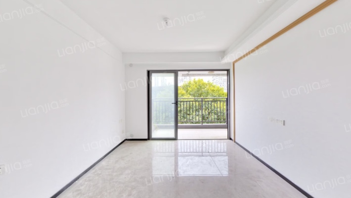 龙光玖珑湾二手房实景图