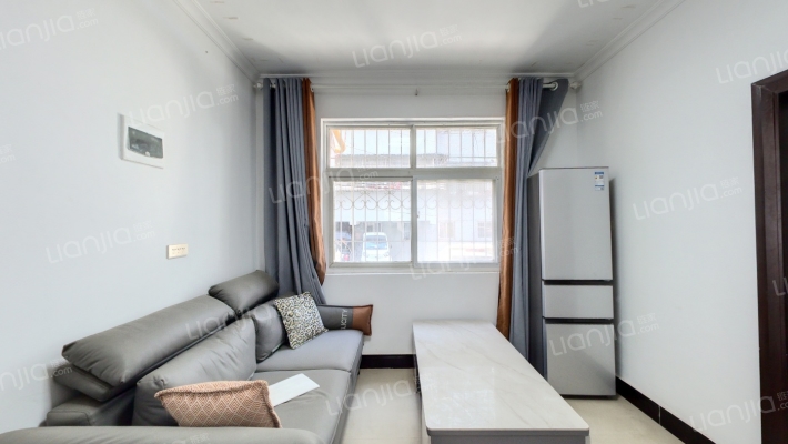 食品公司家属院二手房实景图