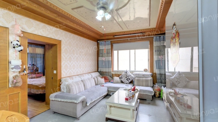 新华东村二手房实景图