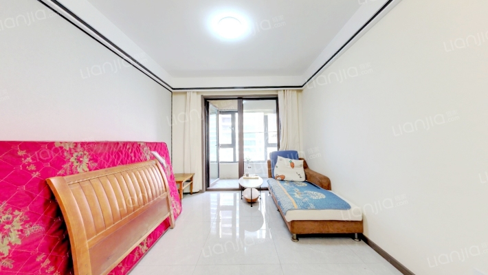 公园里二手房实景图