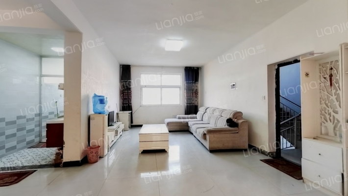 翡翠名居二手房实景图