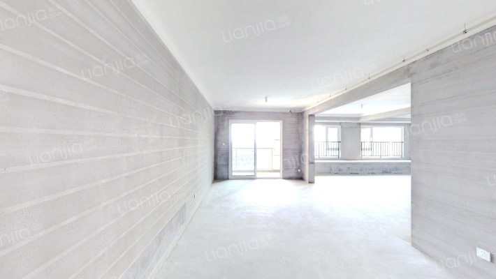 湖光山社二手房实景图