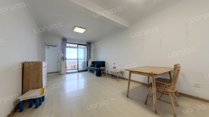 江南摩卡二手房实景图