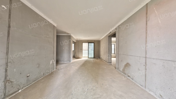 广州融创文旅城B2区二手房实景图