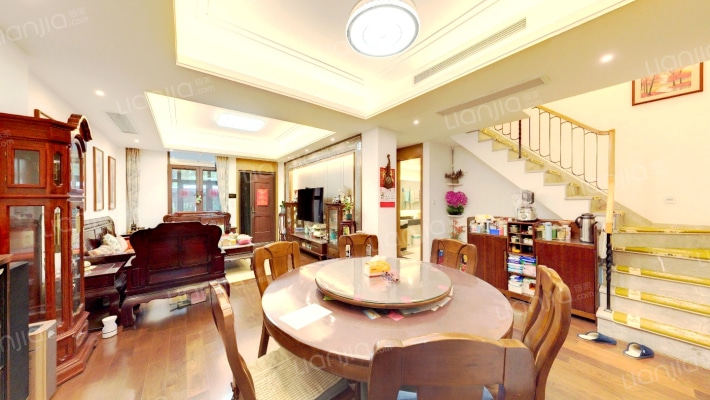 绿地朱家角1号二期二手房实景图