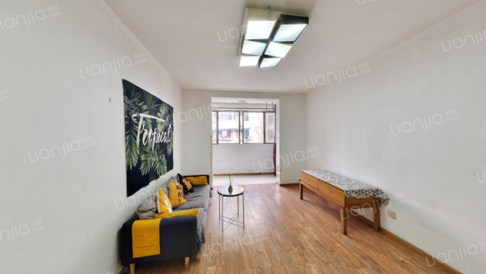 新天地民苑二手房实景图