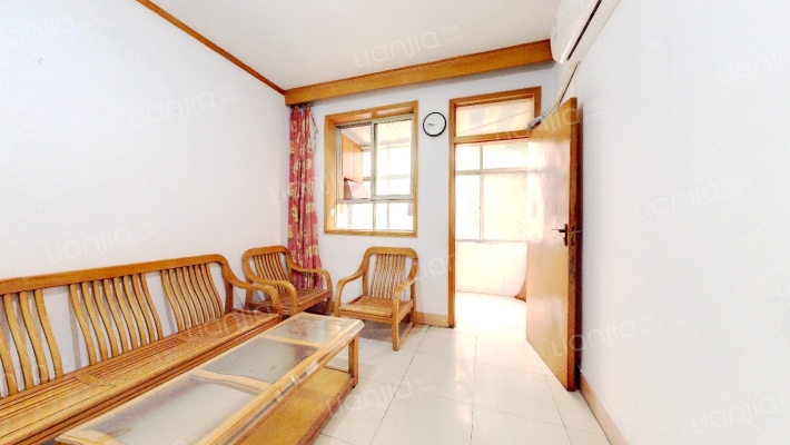 青年路73号二手房实景图