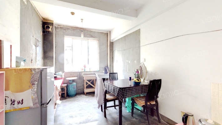 春晖锦苑二手房实景图