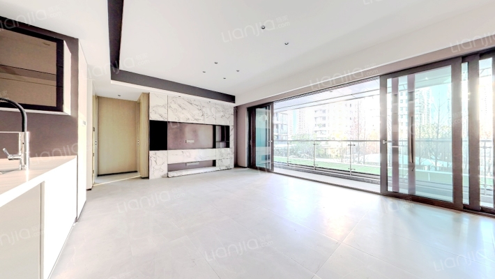 麓湖生态城玥港二手房实景图