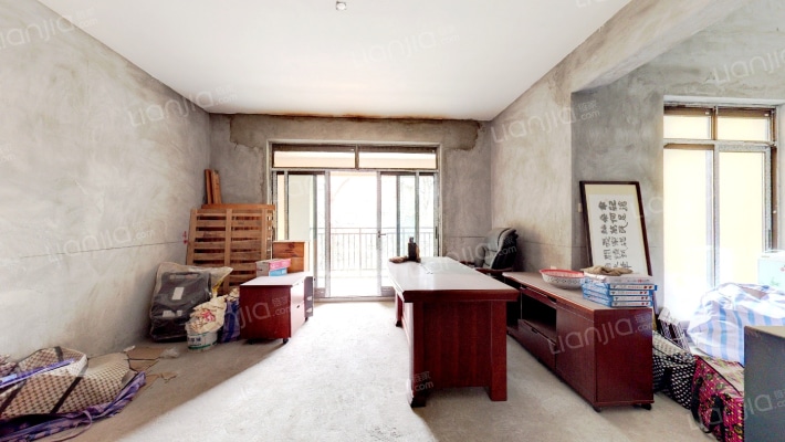 两江春城麓府二手房实景图